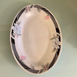 Serving oval plate